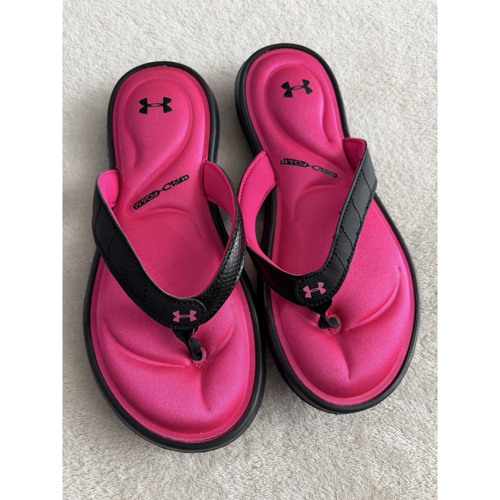 New Under Armour Women's 7 Marbella VII T Flip-Flop, Black/Hot Pink 4 D Foam